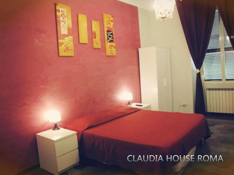 Claudia House Roma Termini Bed & Breakfast エクステリア 写真